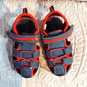 Josmo sandles velcro closure grey/red Size 9